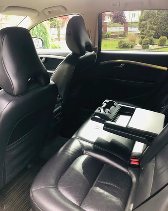 Volvo V70 cena 22900 przebieg: 217000, rok produkcji 2008 z Kielce małe 352